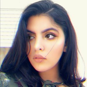 Meet your Posher, Hiba